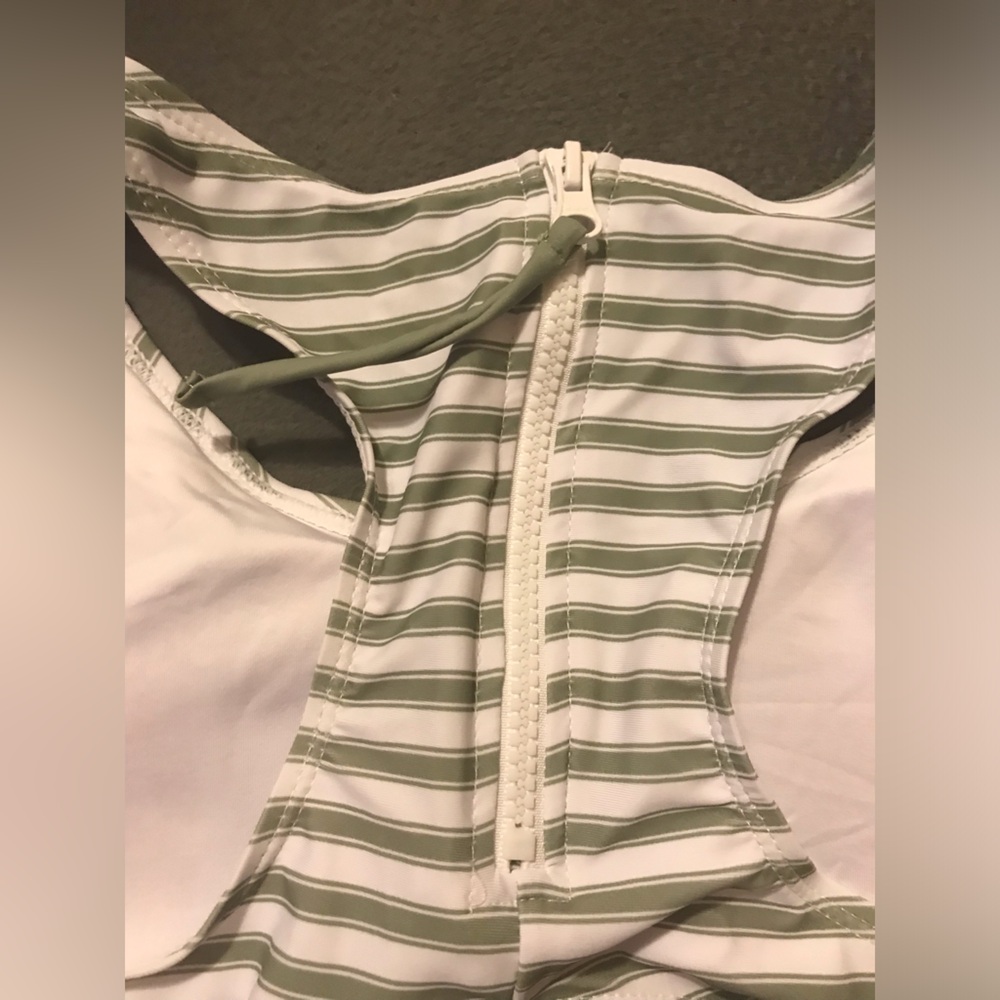 NWT DIPINON Sporty High Waisted Bikini - Picture 9 of 12